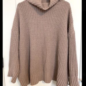 ✨AE Cable Turtleneck Sweater✨